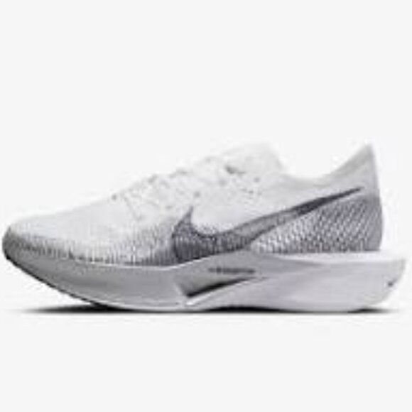 Nike ZoomX Vaporfly 3 size 11.5 DV4129 100, super light and perfect for running. - Picture 3 of 11